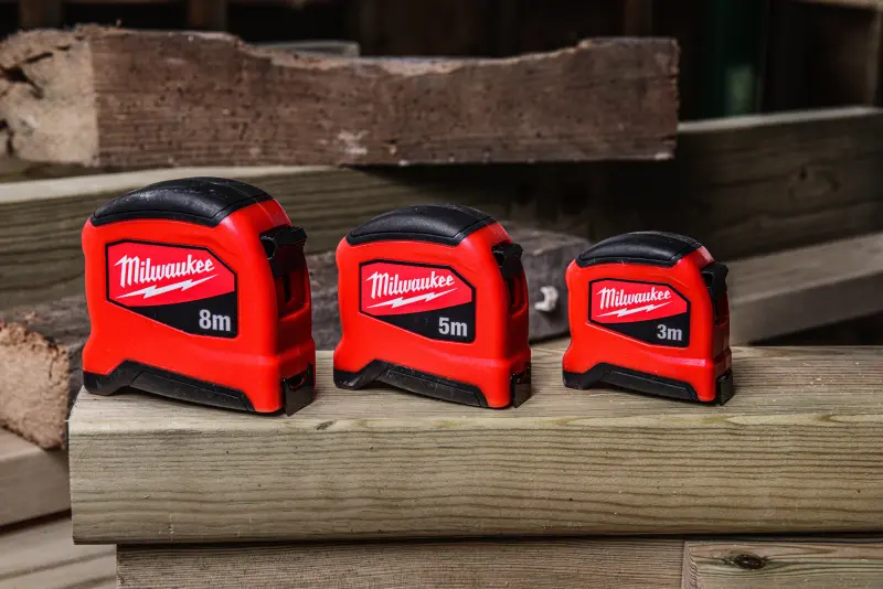 Svinovací metr Milwaukee SLIM (GEN2) 8M-25, délka 8 metrů, 4932498785